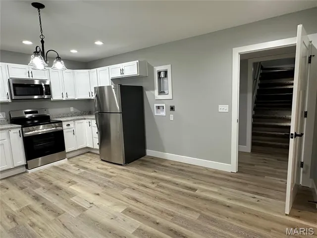 $425,000 | 508 Shoshone Drive, Waynesville, MO 65583