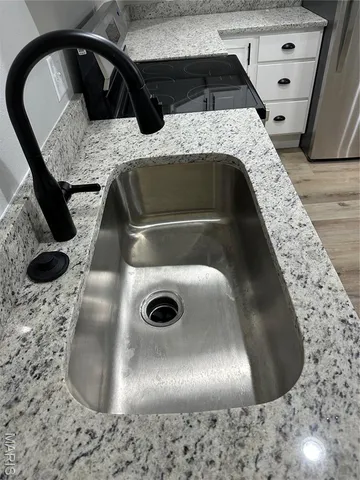 $425,000 | 508 Shoshone Drive, Waynesville, MO 65583