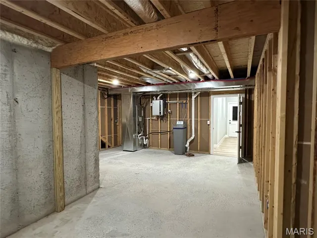 $425,000 | 508 Shoshone Drive, Waynesville, MO 65583