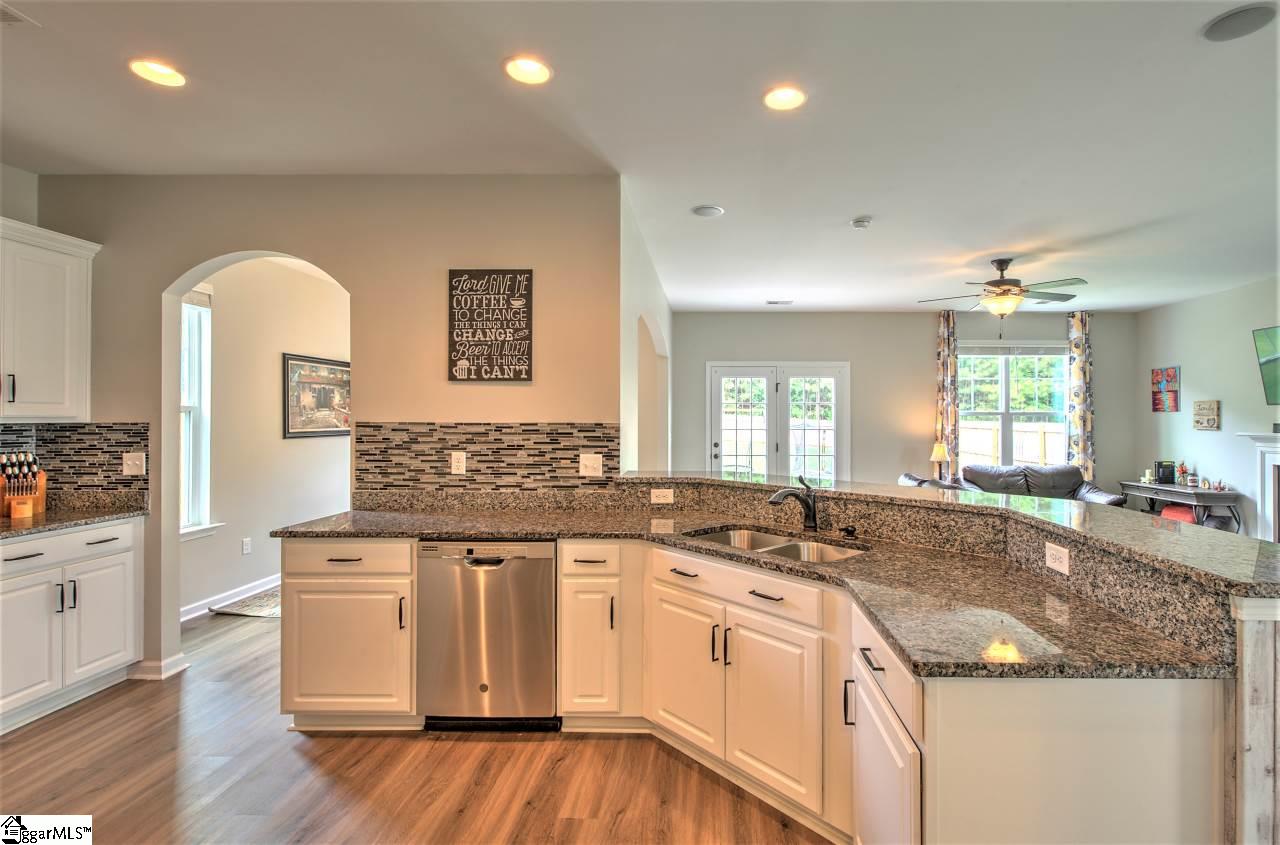 170 Eventine Way Boiling Springs, SC 29316 - Photo 17 of 36 Gallery Image 17