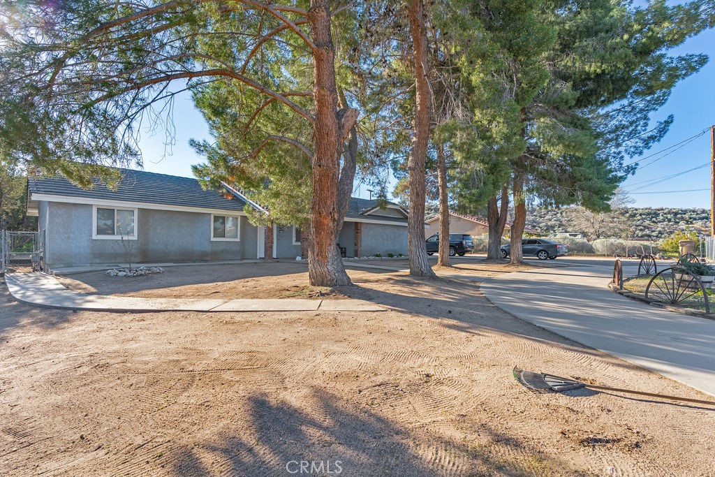 7365 Chase Hesperia, CA 92345 - Photo 3 of 21