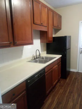 $1,600 | 8630 Thomas Road, Riverdale, GA 30274