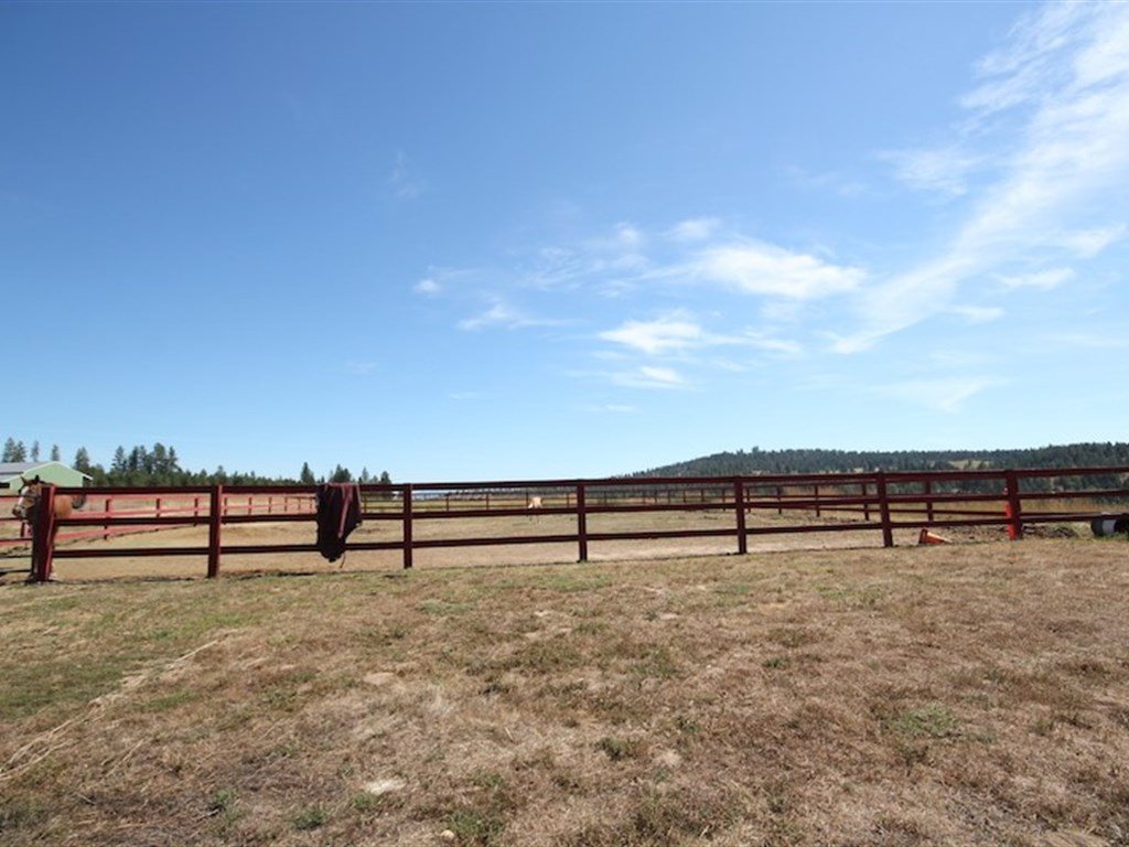 5516 West Woolard Road Spokane, WA 99208 - Photo 4 of 9