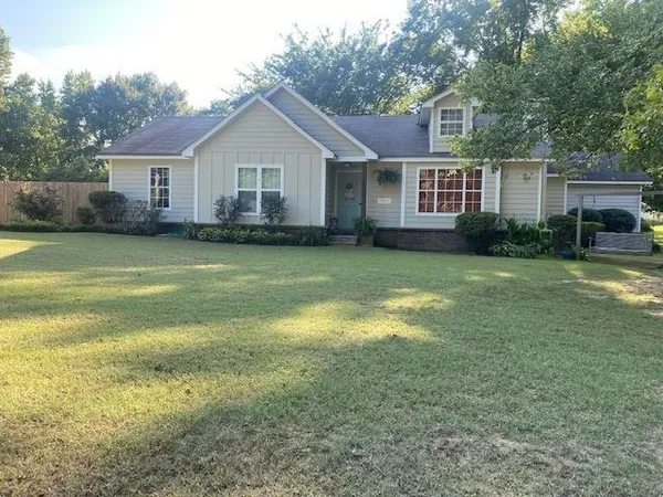 $265,000 | 401 Faulkner Heights Drive, Atoka, TN 38004
