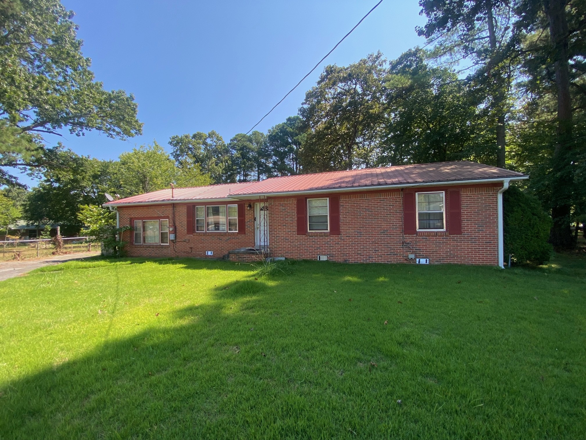 1705 3rd Avenue Manchester, TN 37355 - Photo 1 of 7 Gallery Image 1