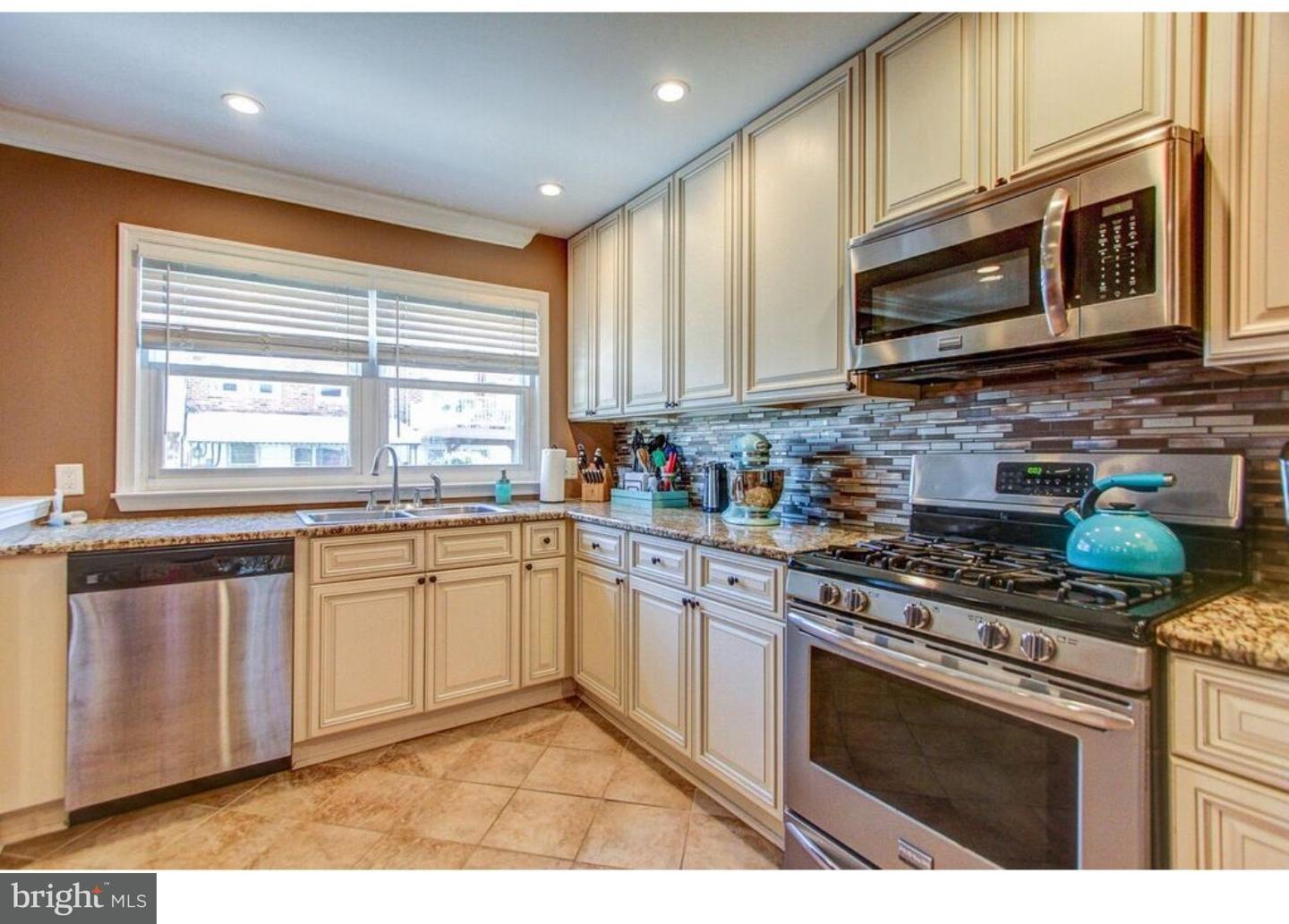 3577 Brookview Road Philadelphia, PA 19154 - Photo 9 of 25 Gallery Image 9