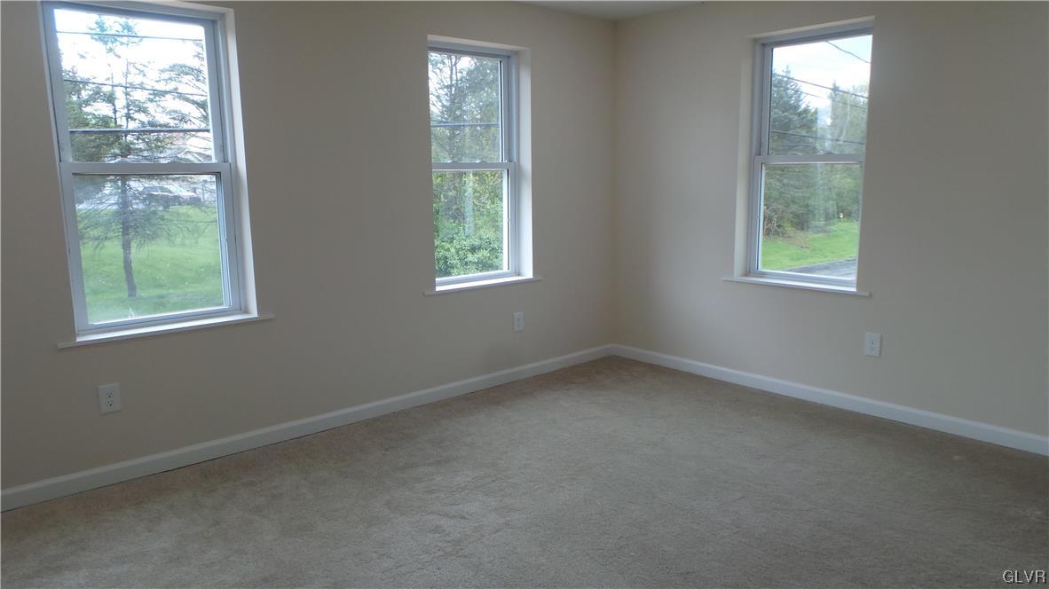 339 Georgetown Road Nazareth, PA 18064 - Photo 12 of 37 Gallery Image 12