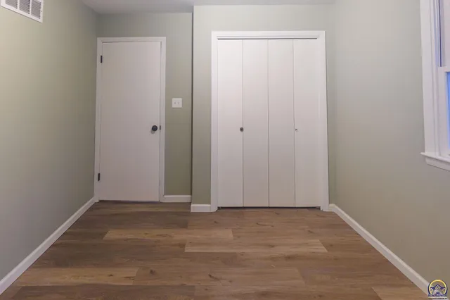 $220,000 | 102 Navarre Street, Rossville, KS 66533