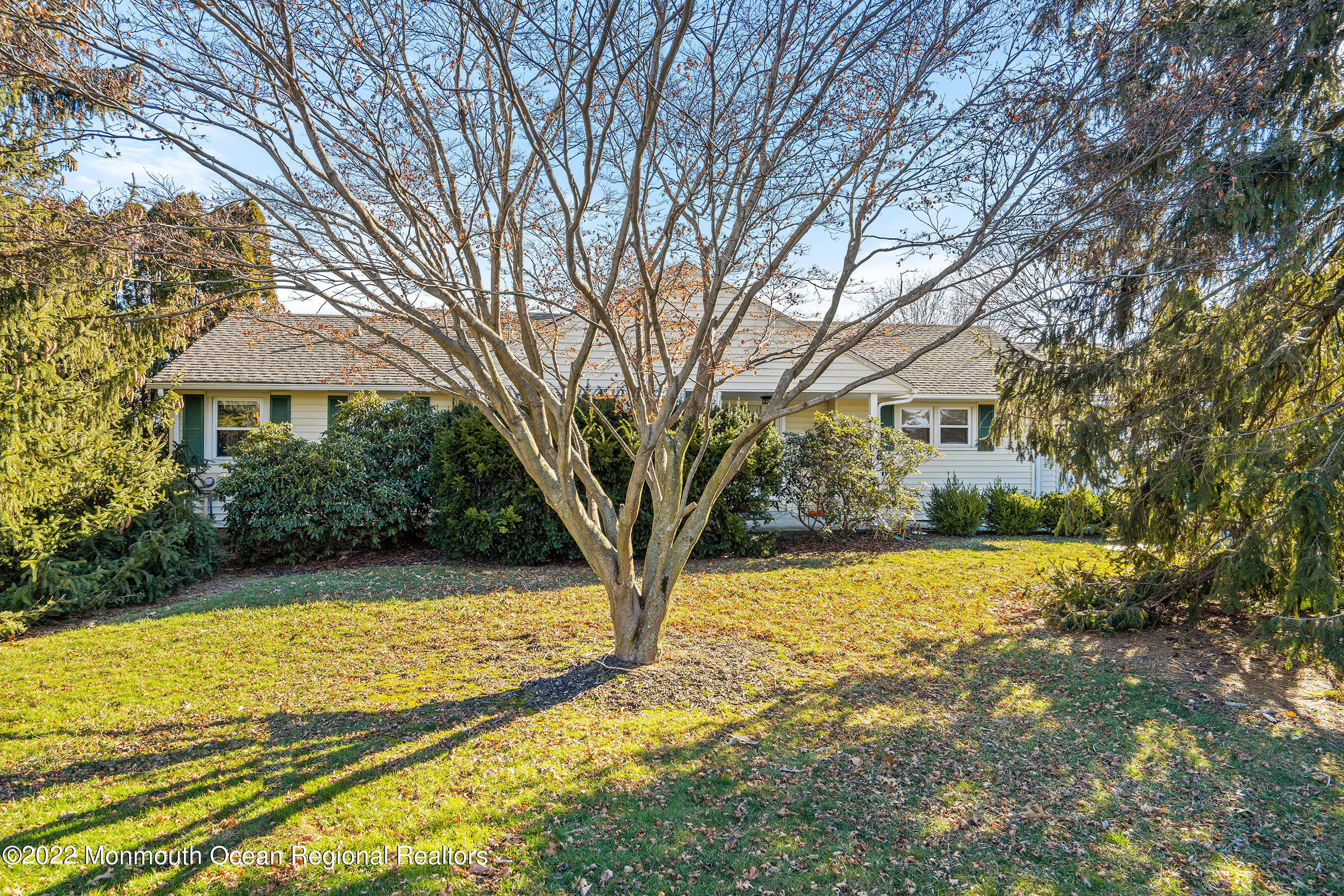 94 Old York Road Chesterfield, NJ 08515 - Photo 2 of 51 Front of home