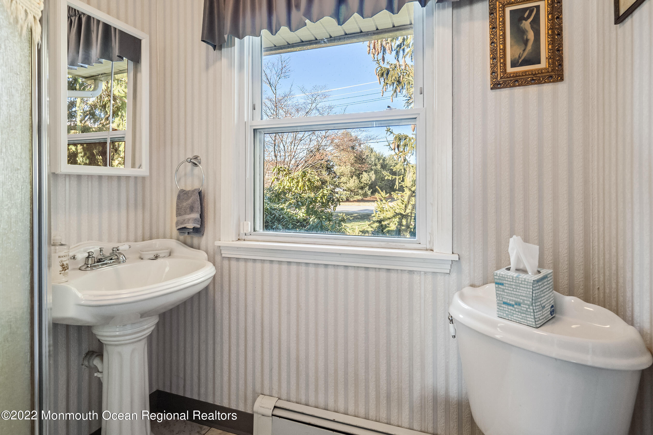 94 Old York Road Chesterfield, NJ 08515 - Photo 24 of 51 Bathroom 1