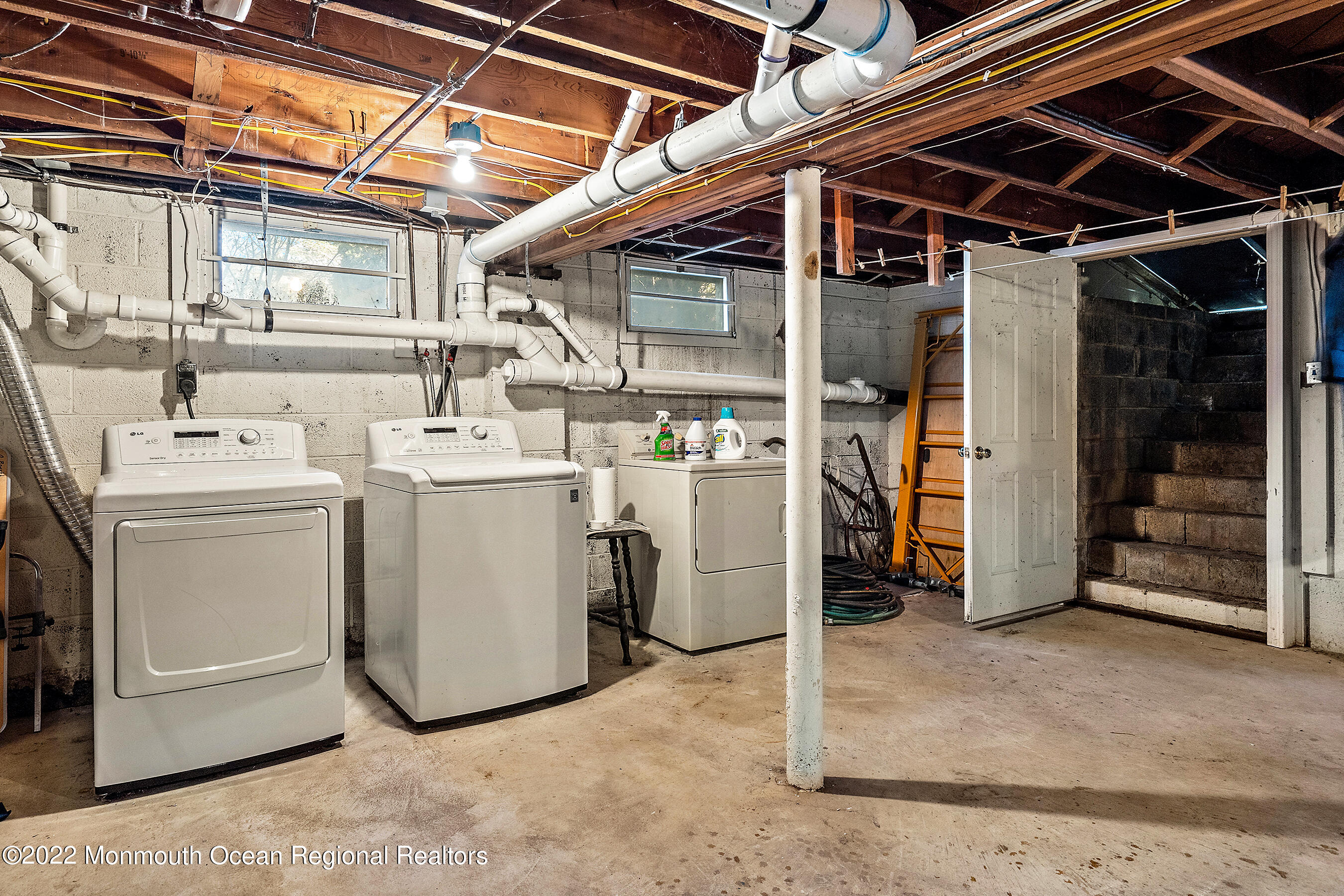 94 Old York Road Chesterfield, NJ 08515 - Photo 27 of 51 Laundry