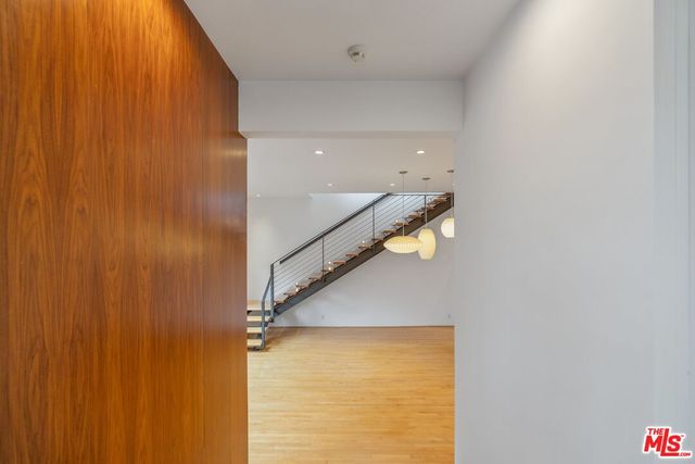 $7,500 | 5669 Tuxedo Terrace, Los Angeles, CA 90068