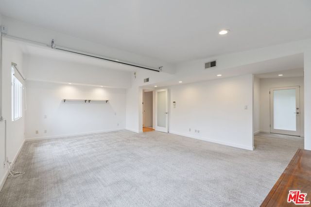 $7,500 | 5669 Tuxedo Terrace, Los Angeles, CA 90068