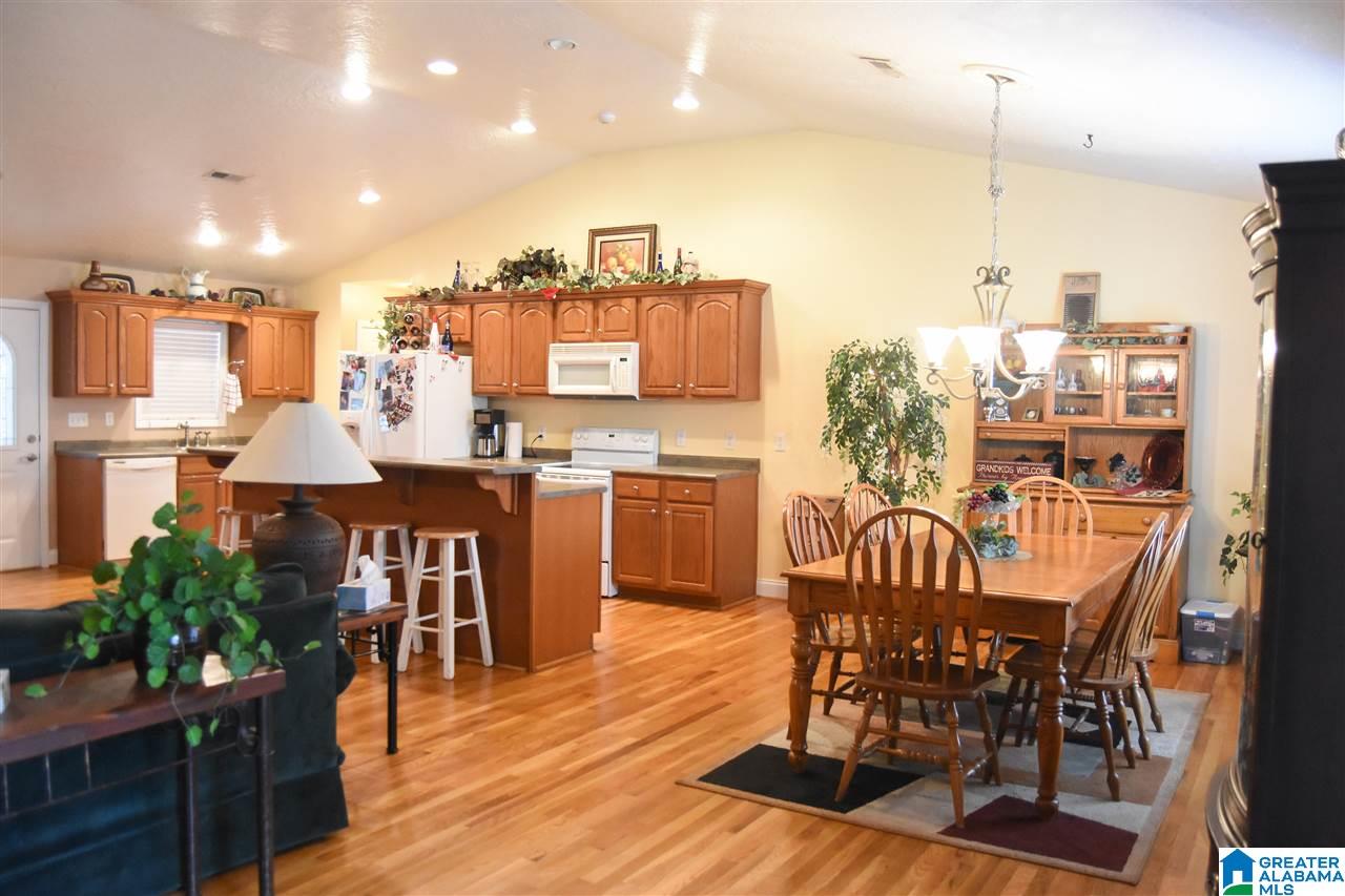 135 Wilson Way Weaver, AL 36277 - Photo 7 of 46