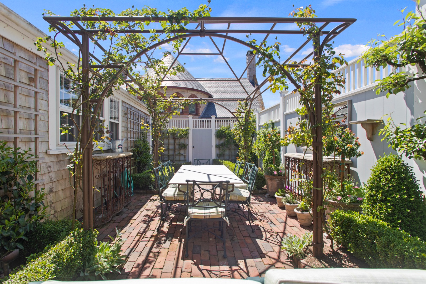 19 Orange Street Nantucket, MA 02554 - Photo 65 of 85