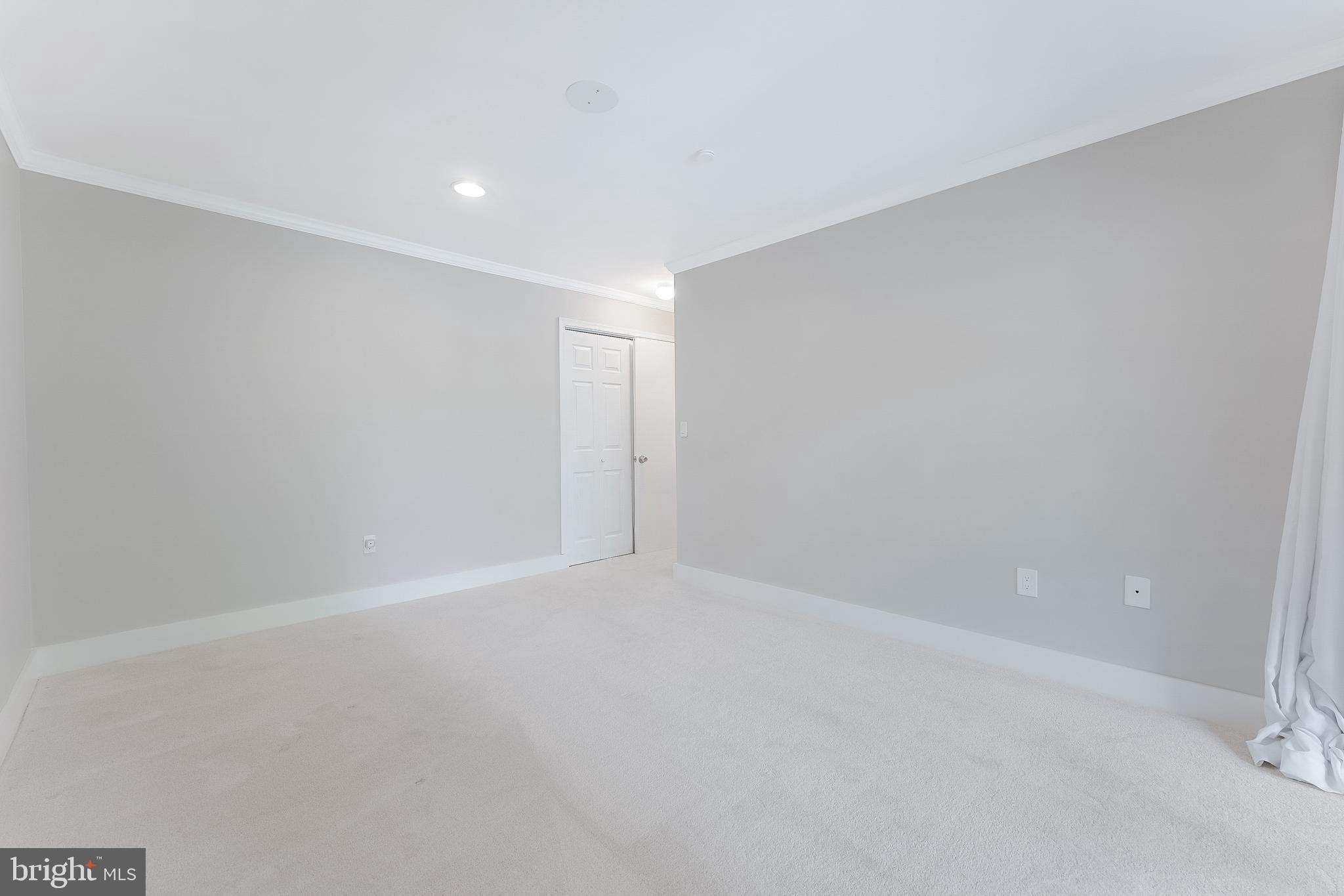 2003 Lakebreeze Way Reston, VA 20191 - Photo 54 of 89