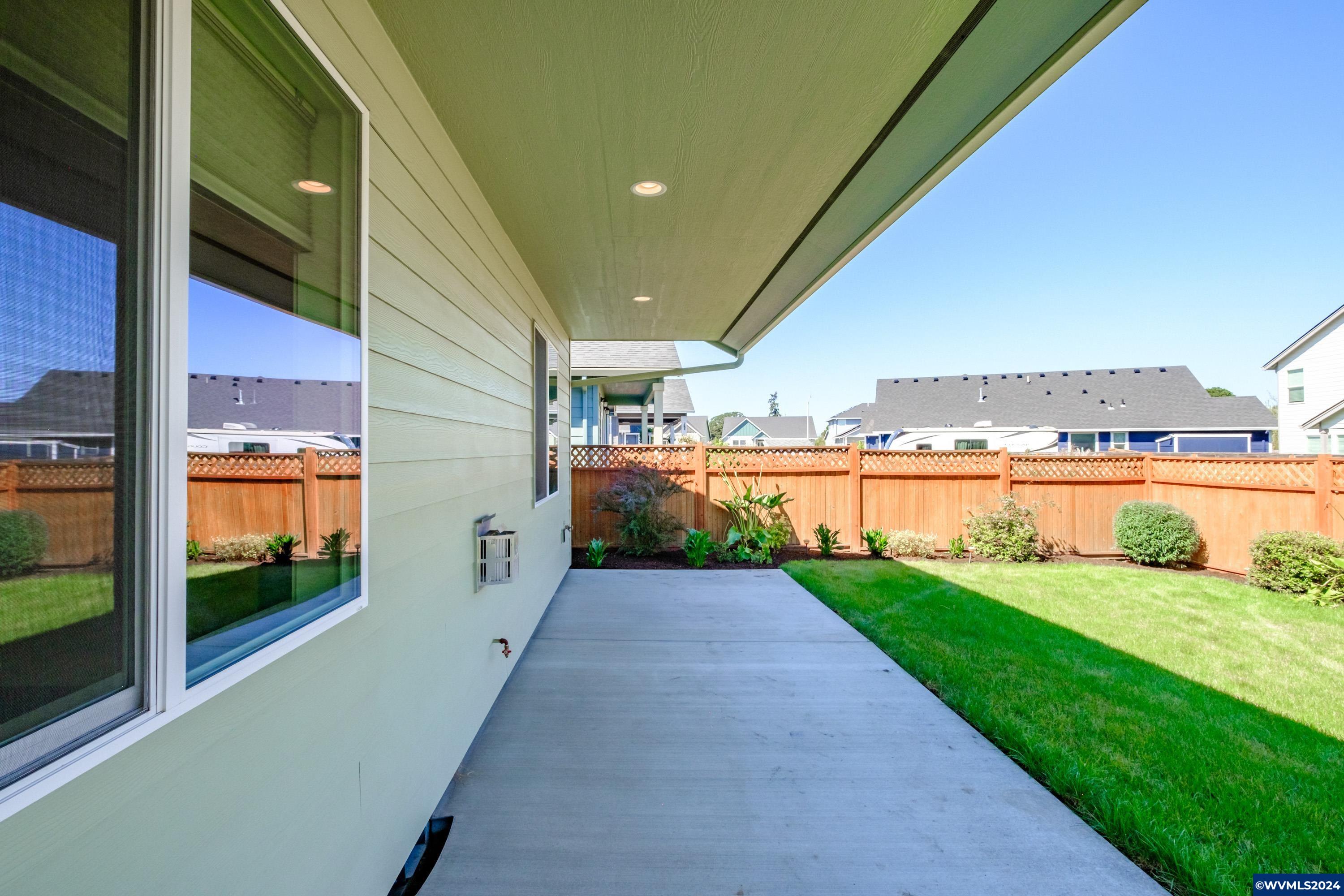 1082 Chestnut Street Independence, OR 97351 - Photo 32 of 37 Gallery Image 32