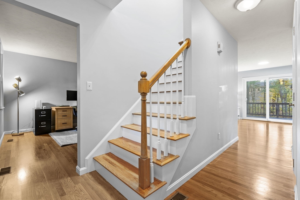 589 North Road Sudbury, MA 01776 - Photo 3 of 37 Gallery Image 3