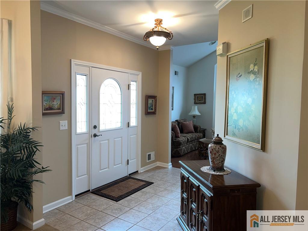 18 Bayard Road Somerset, NJ 08873 - Photo 2 of 14