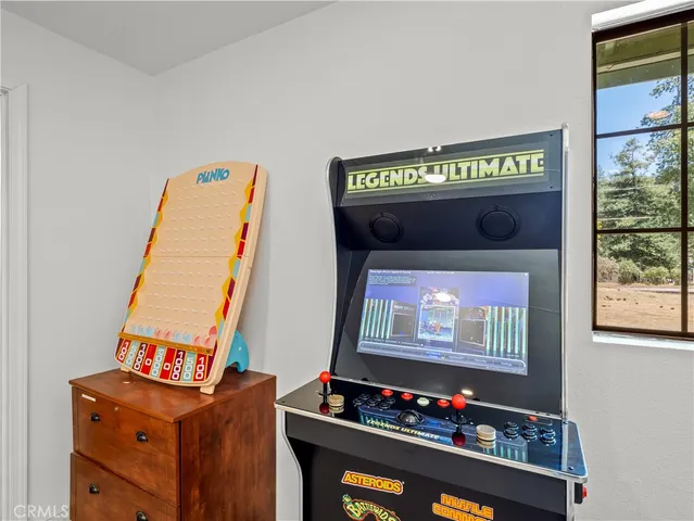 $599,900 | 52092 Road 423, Oakhurst, CA 93644