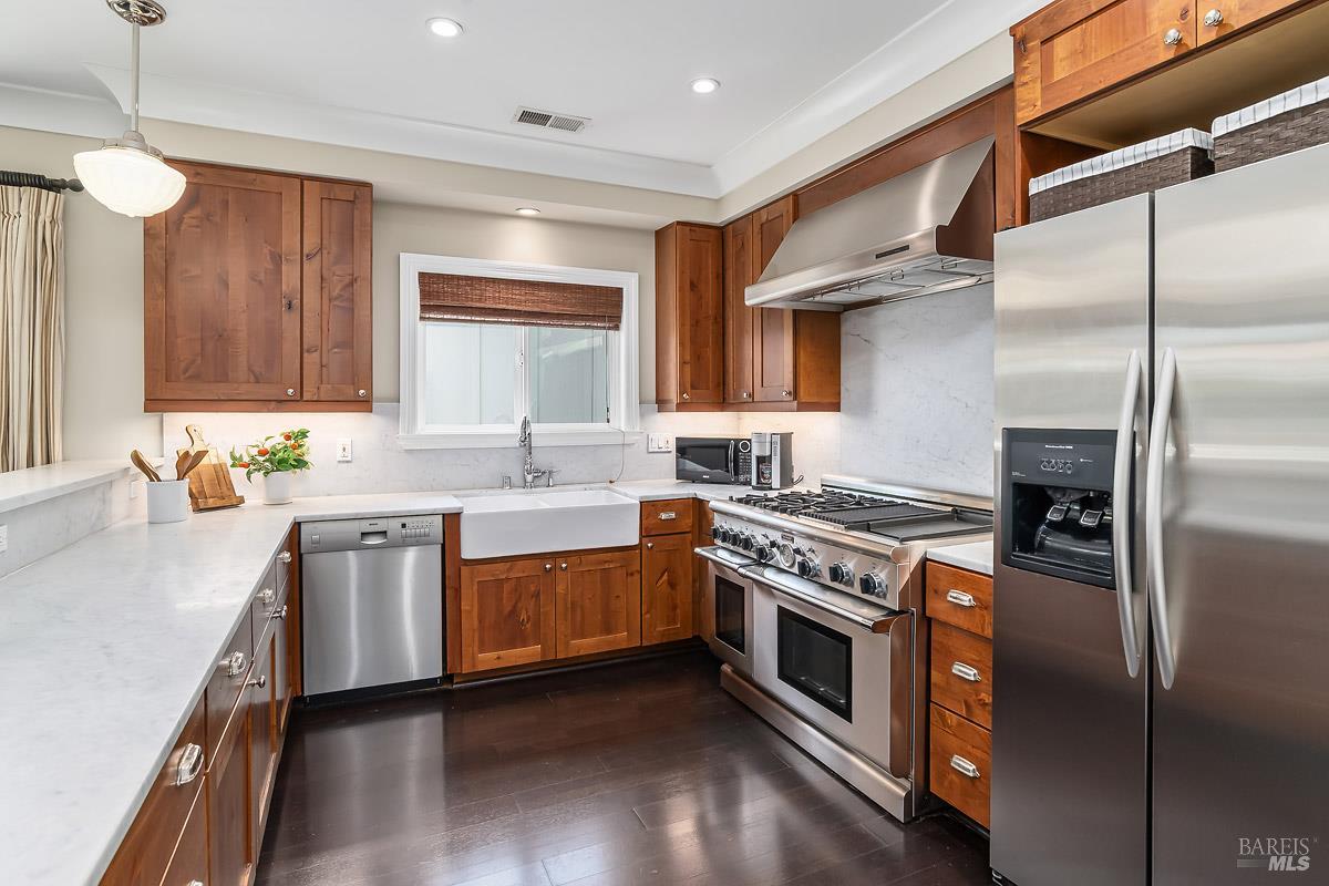 56 Mooring Road San Rafael, CA 94901 - Photo 12 of 45