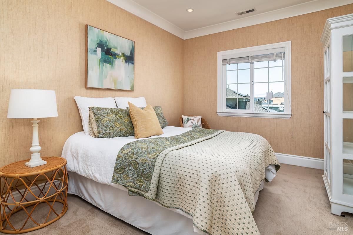 56 Mooring Road San Rafael, CA 94901 - Photo 20 of 45 Bedroom 2 (jack and Jill)
