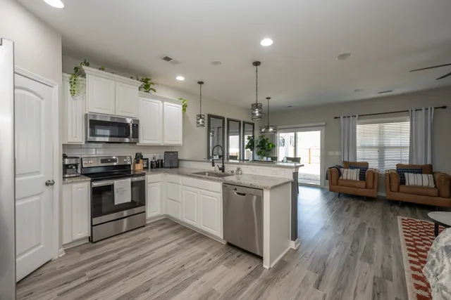 $274,900 | 416 North Ivestor Court, Inman, SC 29349