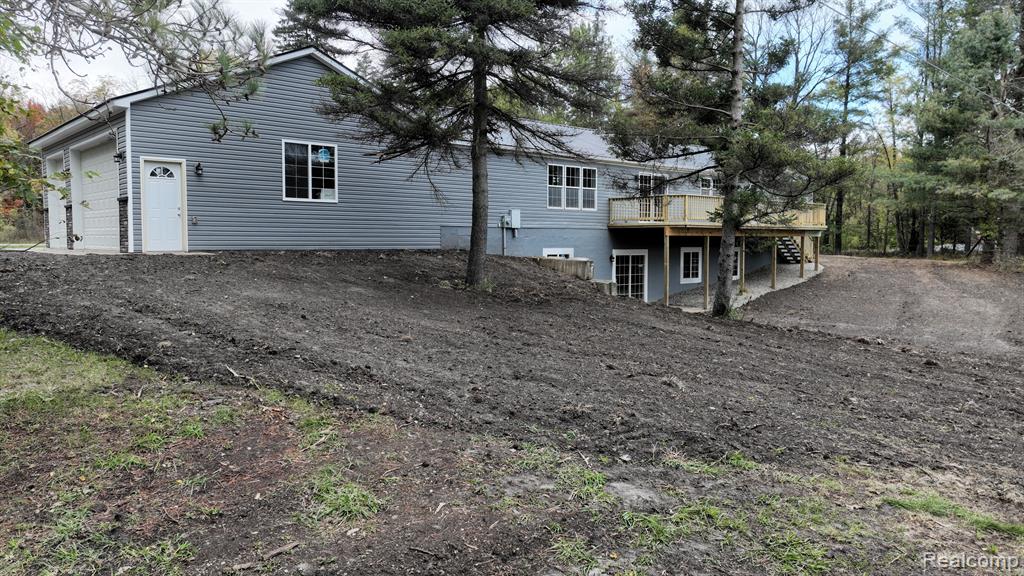 4393 South Lake George Road Dryden, MI 48428 - Photo 2 of 36