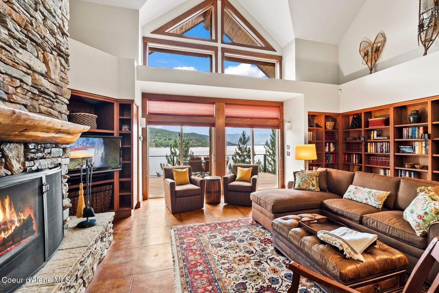 470 Rough Road Sagle, ID 83860 - Photo 14 of 127 014_43_DSC02732