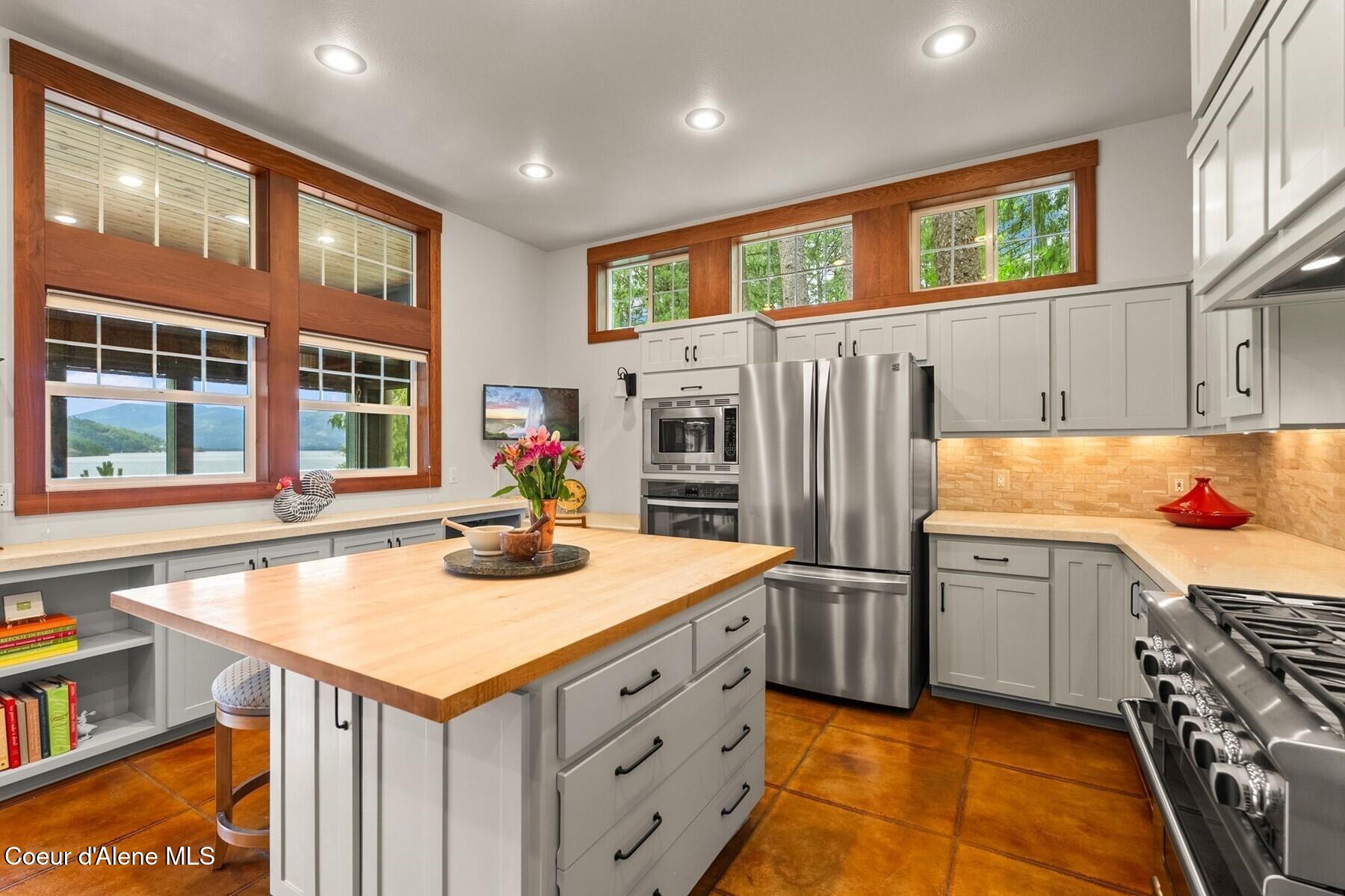 470 Rough Road Sagle, ID 83860 - Photo 23 of 127 023_11_DSC02872