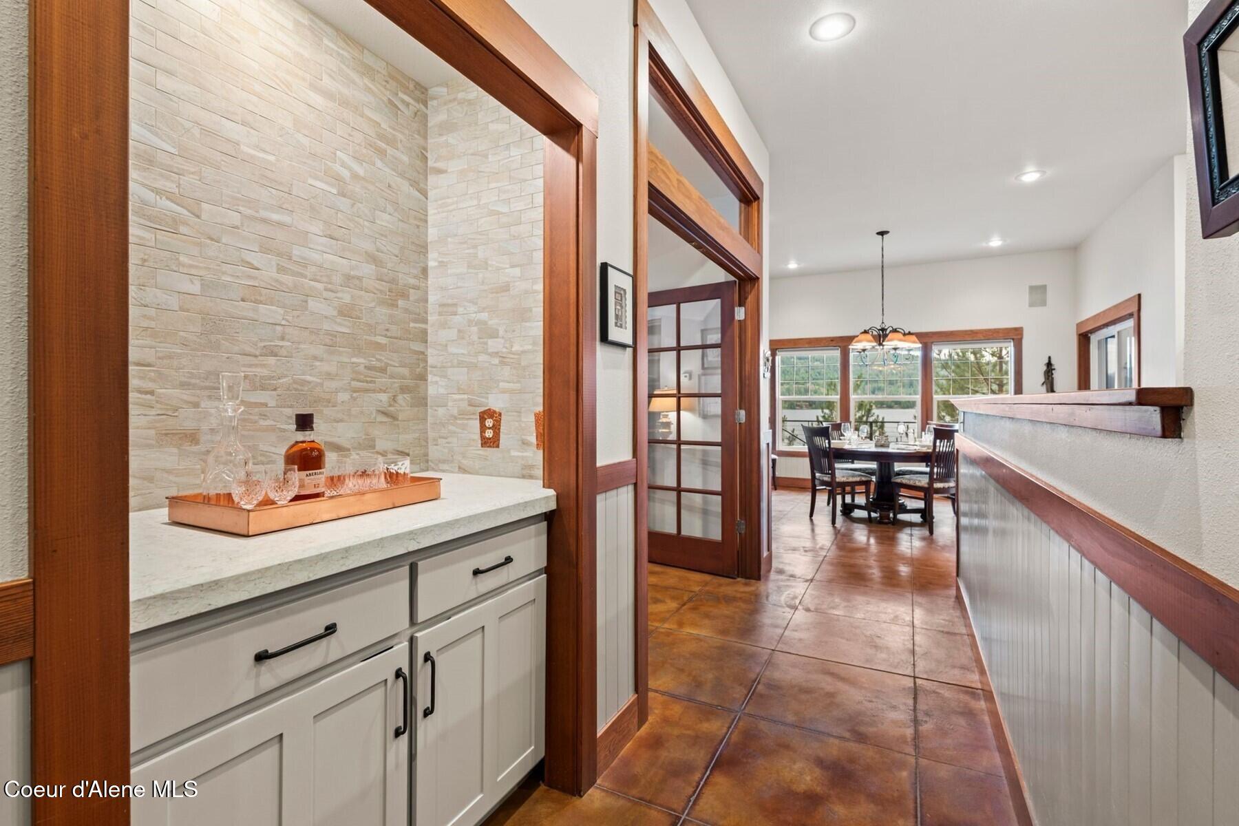 470 Rough Road Sagle, ID 83860 - Photo 28 of 127 028_21_A7400601