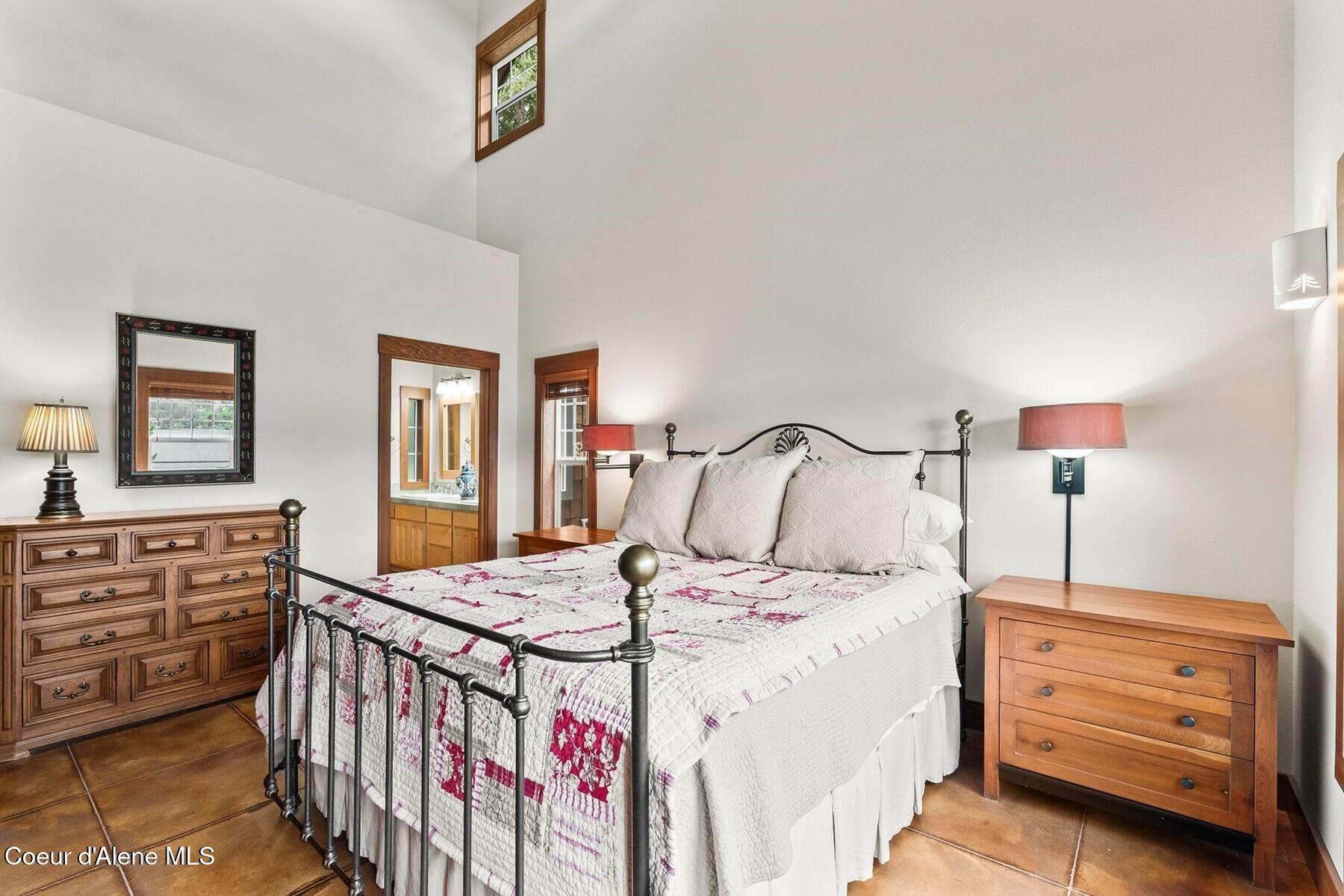 470 Rough Road Sagle, ID 83860 - Photo 39 of 127 039_51_DSC02757