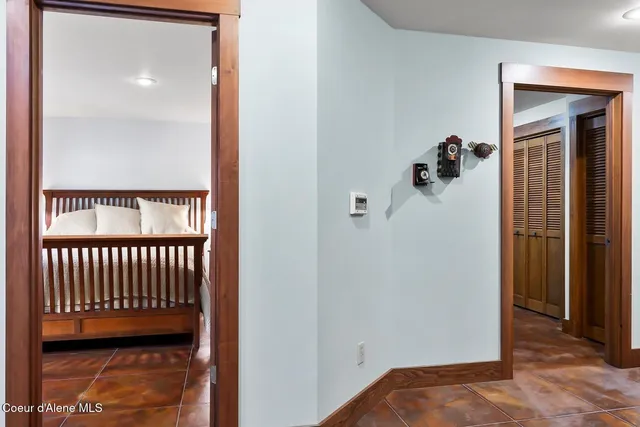 $3,300,000 | 470 Rough Road, Sagle, ID 83860