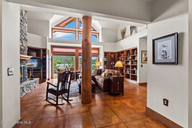 $3,300,000 | 470 Rough Road, Sagle, ID 83860