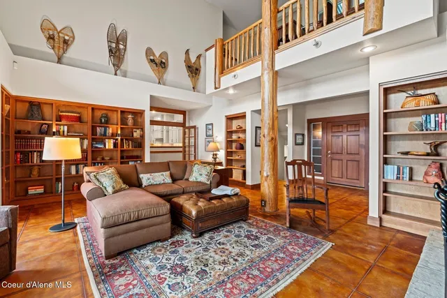 $3,300,000 | 470 Rough Road, Sagle, ID 83860