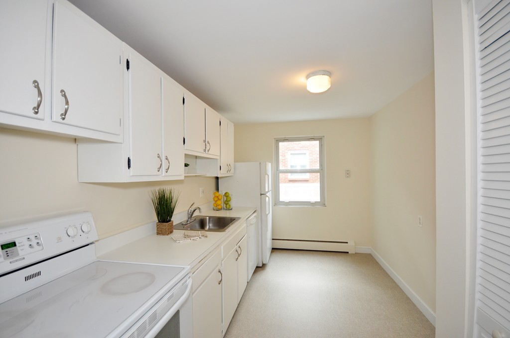 118 Decatur Street, Unit 6 Arlington, MA 02474 - Photo 9 of 14 Gallery Image 9