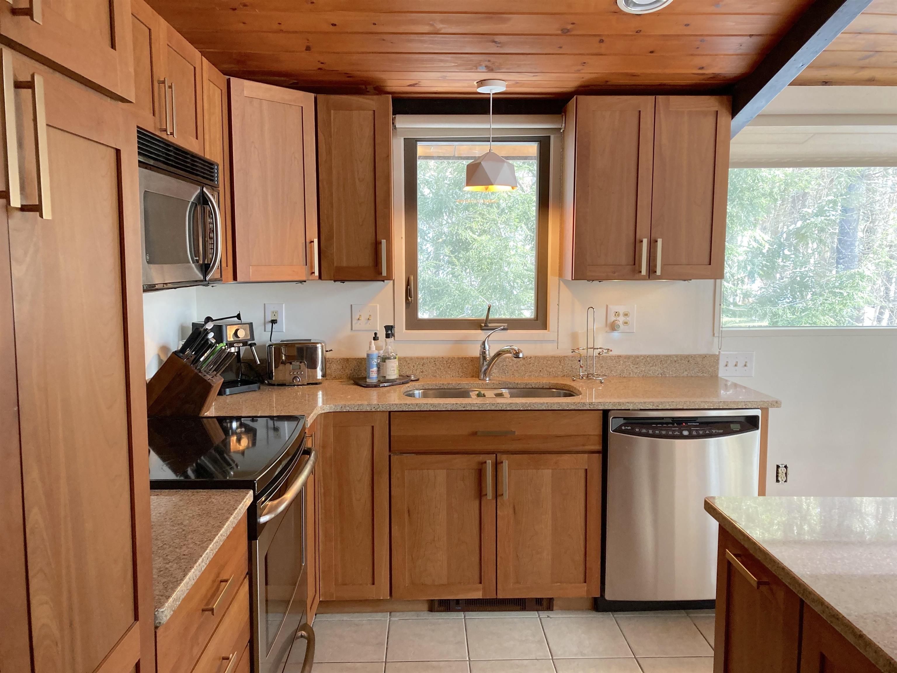 433 Fairbanks Turn Quechee, VT 05059 - Photo 17 of 22