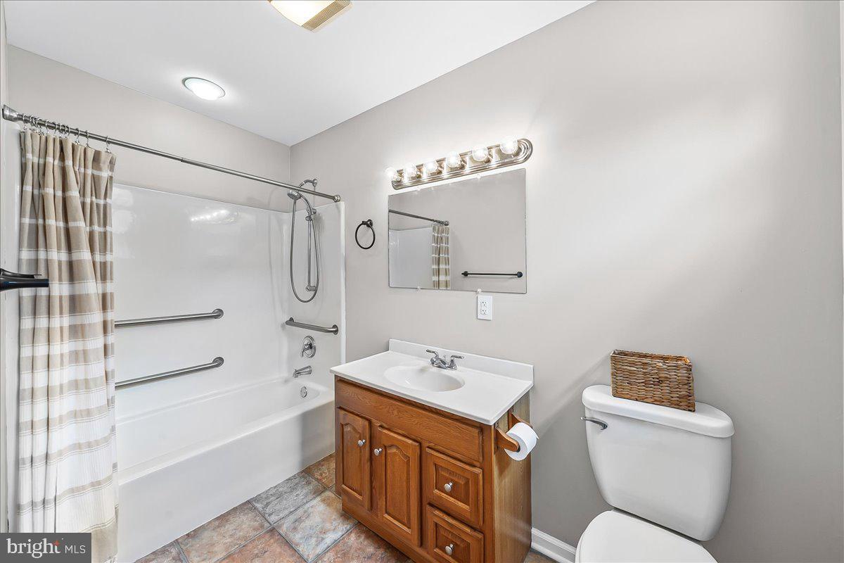 1019 Riverside Drive Pottstown, PA 19465 - Photo 19 of 36 Modern bathroom with elegant finishes.