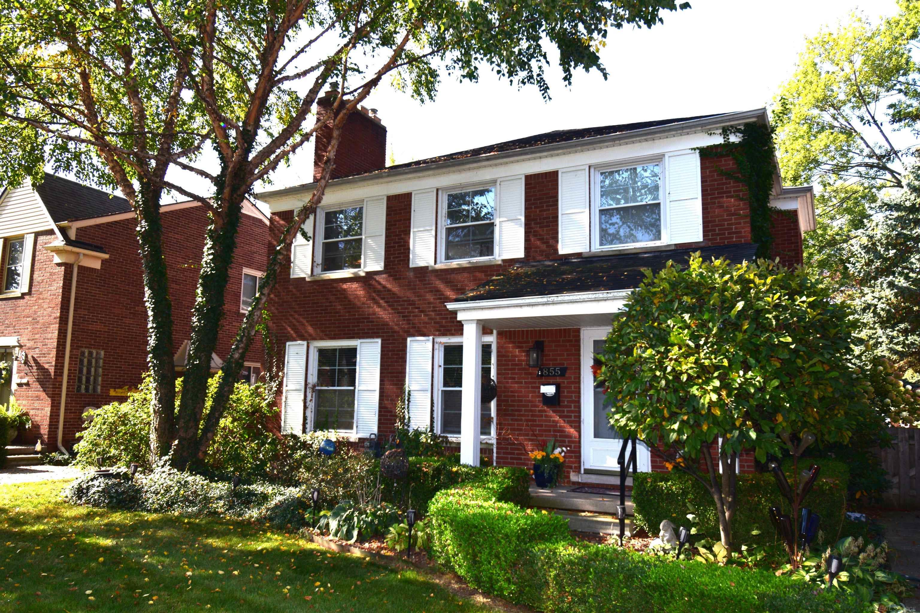 855 Harcourt Road Grosse Pointe Park, MI 48230 - Photo 1 of 68