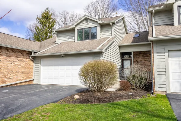 $224,900 | 12 Kettering Drive, Greece, NY 14612