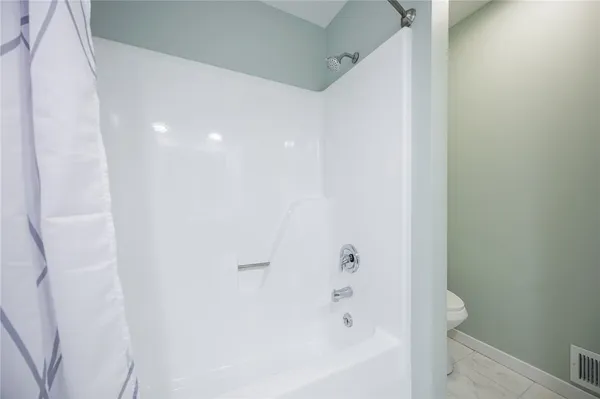 $224,900 | 12 Kettering Drive, Greece, NY 14612