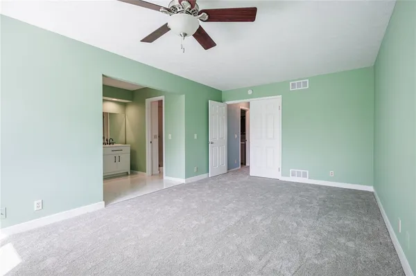 $224,900 | 12 Kettering Drive, Greece, NY 14612