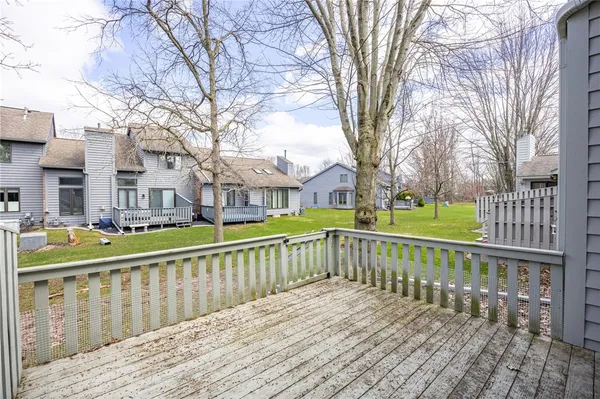 $224,900 | 12 Kettering Drive, Greece, NY 14612