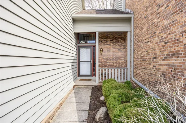 $224,900 | 12 Kettering Drive, Greece, NY 14612