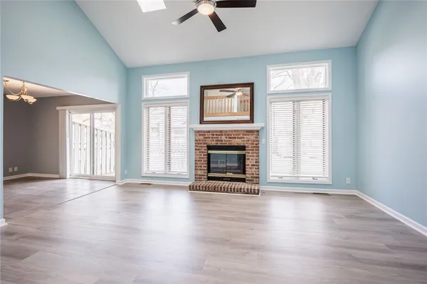 $224,900 | 12 Kettering Drive, Greece, NY 14612