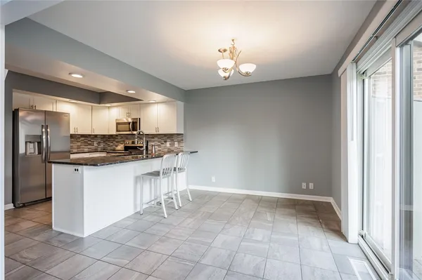 $224,900 | 12 Kettering Drive, Greece, NY 14612