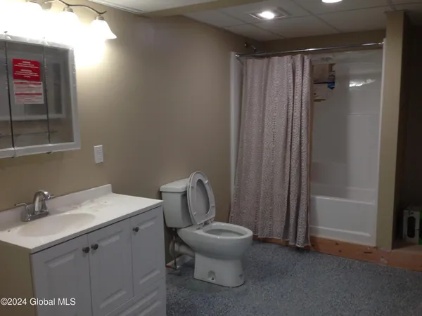 $425,000 | 336 Highway 29, Greenwich, NY 12834