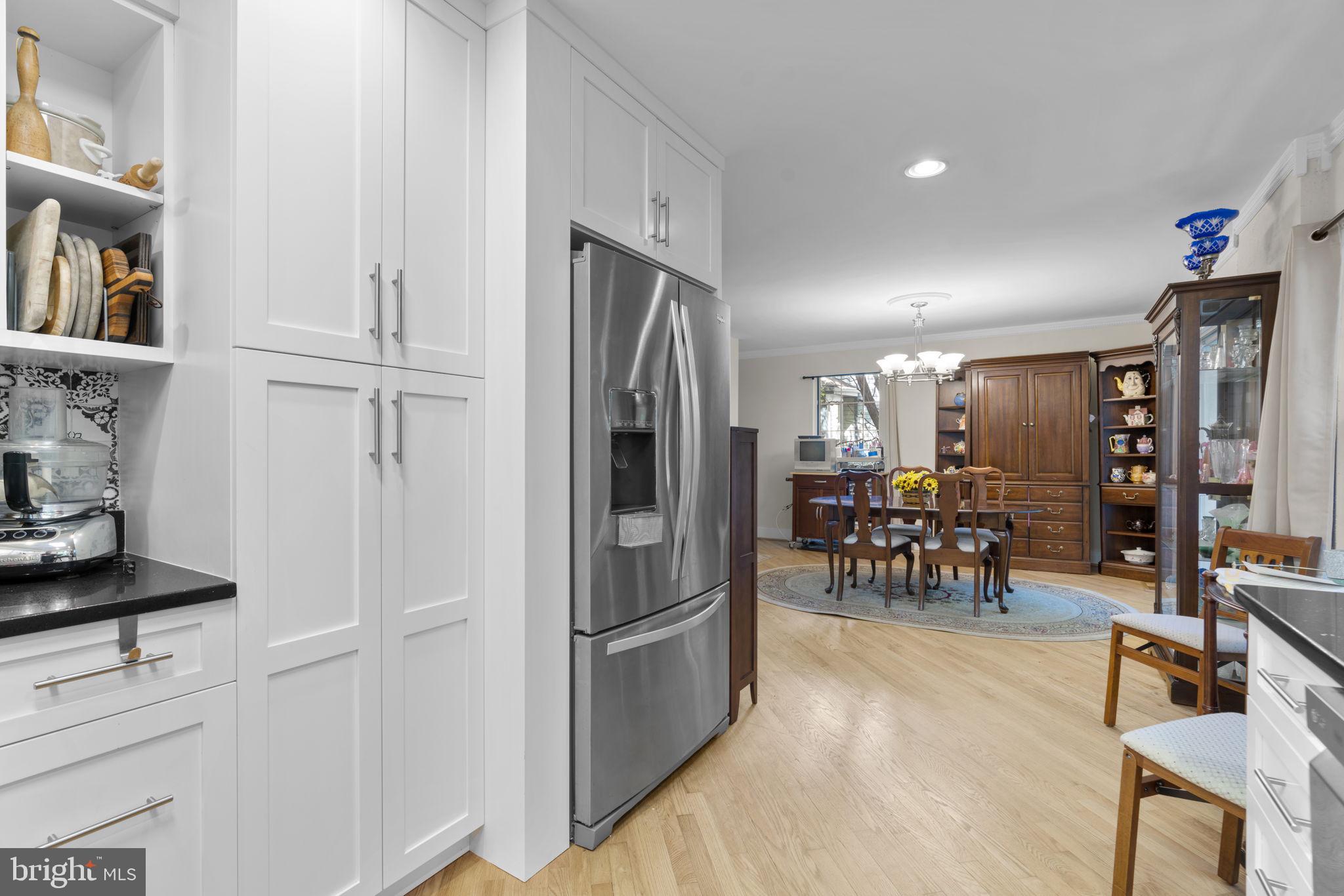 1647 Hugo Circle Silver Spring, MD 20906 - Photo 5 of 32