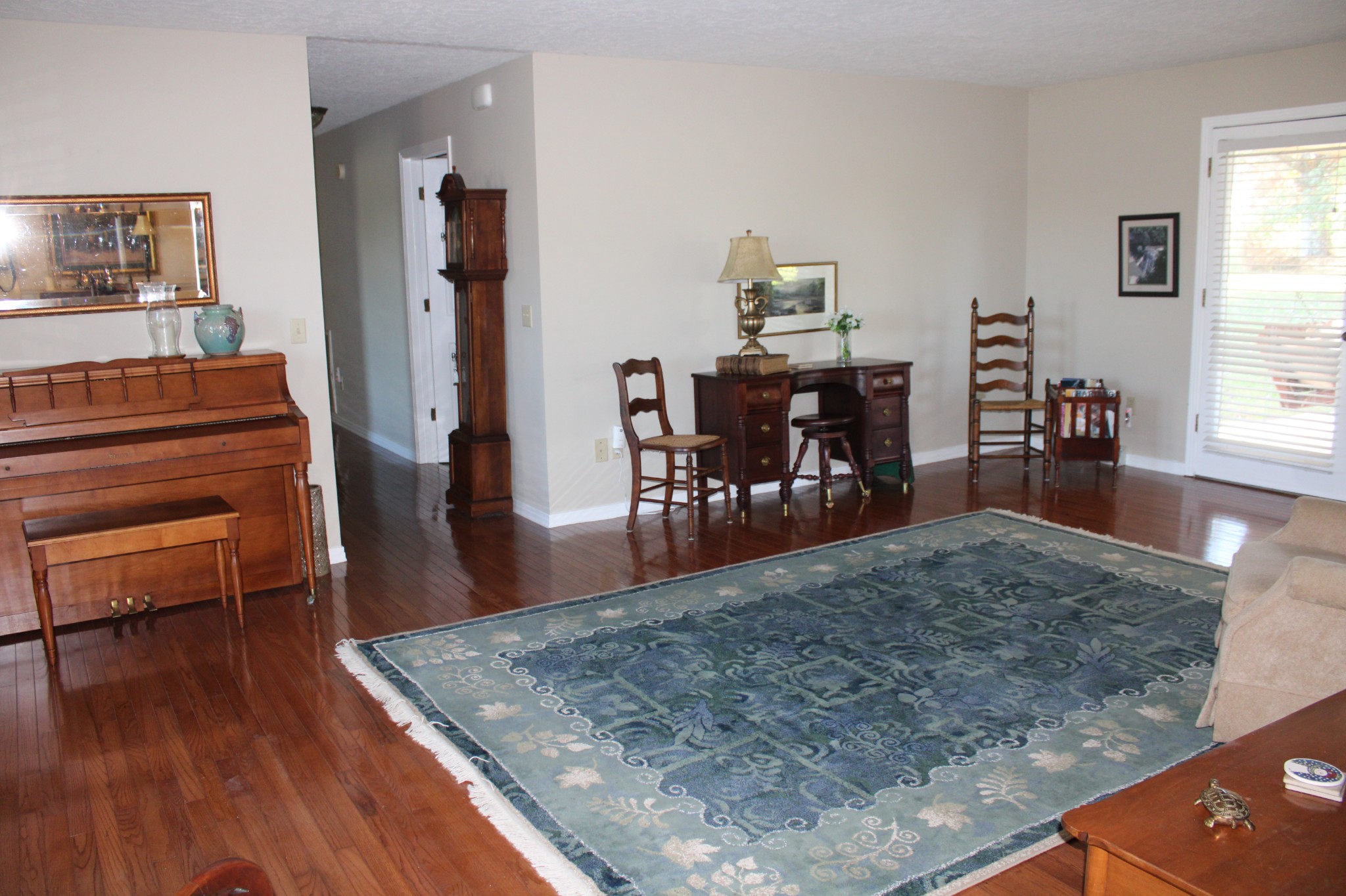 229 Oakland Drive Sparta, TN 38583 - Photo 9 of 26 a view of a living room and dining room
