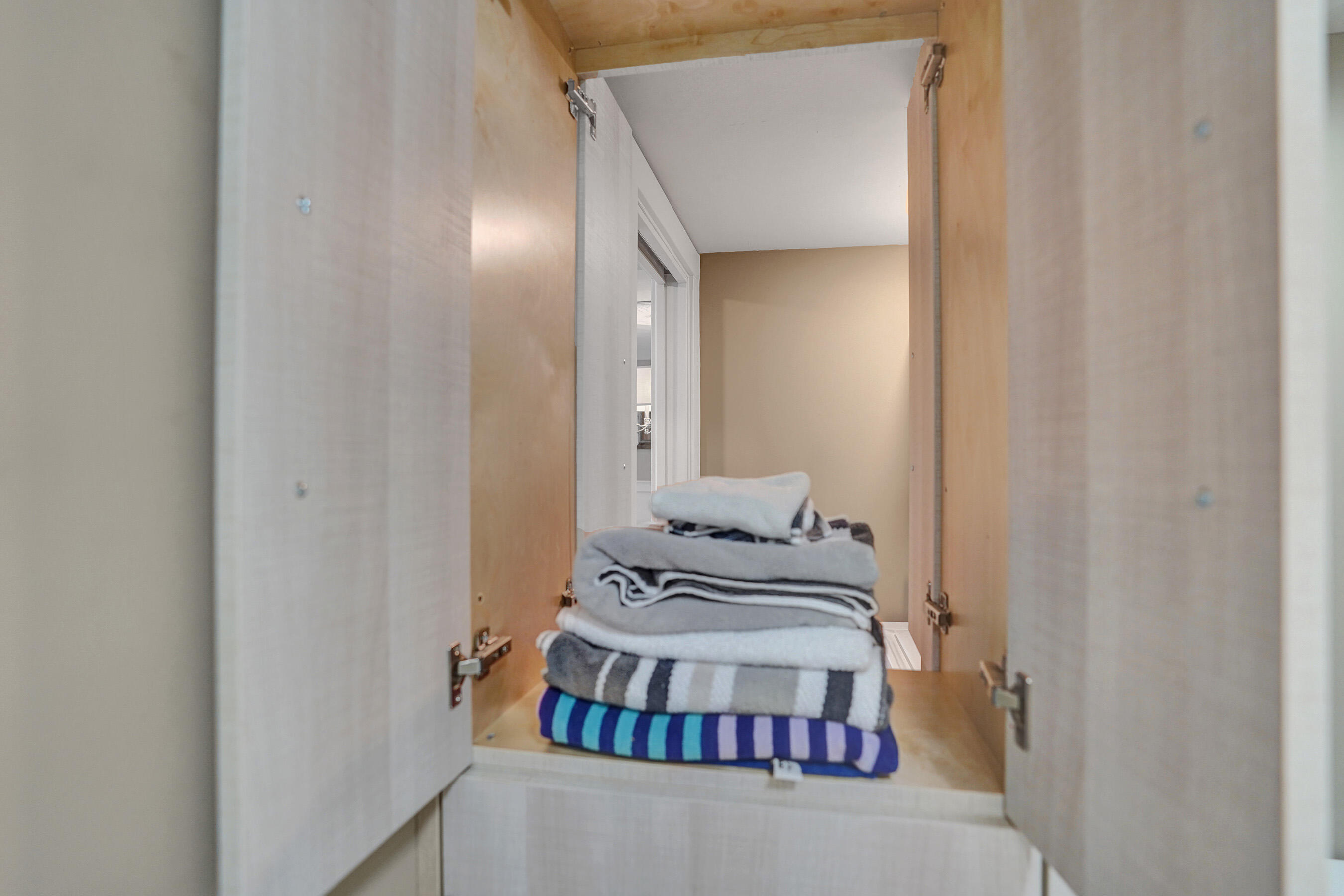 2820 Southwest 13th Street, Unit 101 Delray Beach, FL 33445 - Photo 69 of 83 Master passthru